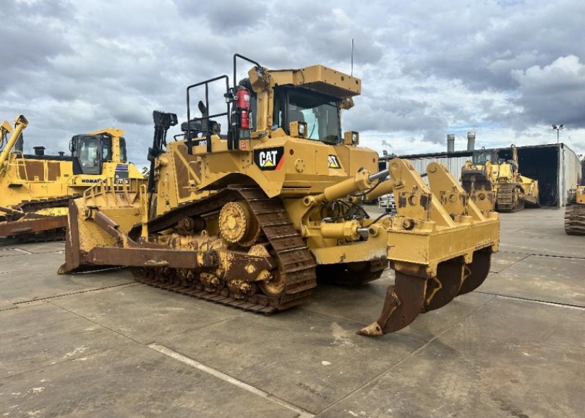 Cat D8T 2