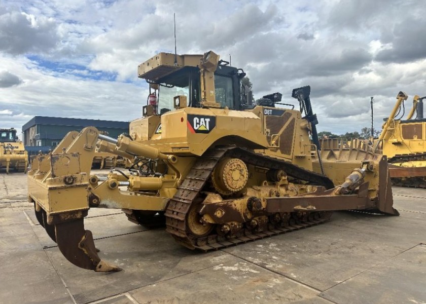 Cat D8T 4