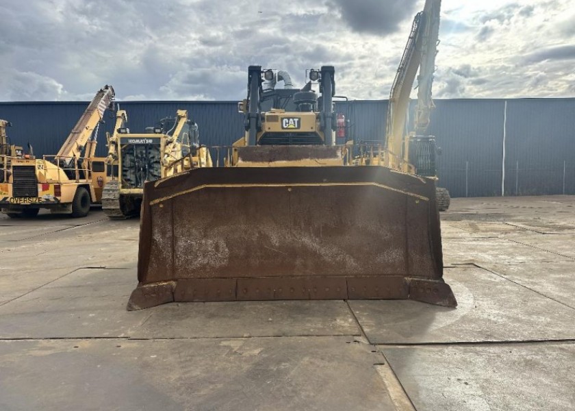 Cat D8T 6