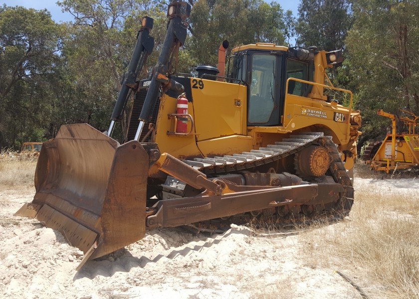 Cat D8T Dozer 2