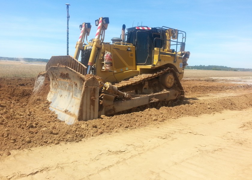 Cat D8T Dozer 1