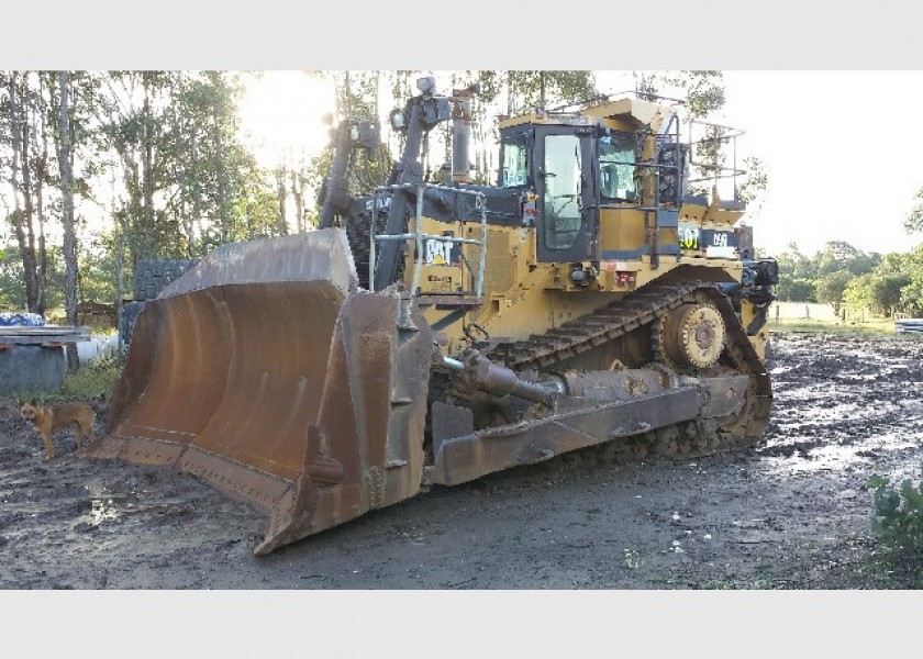 Cat D9R Dozer 1