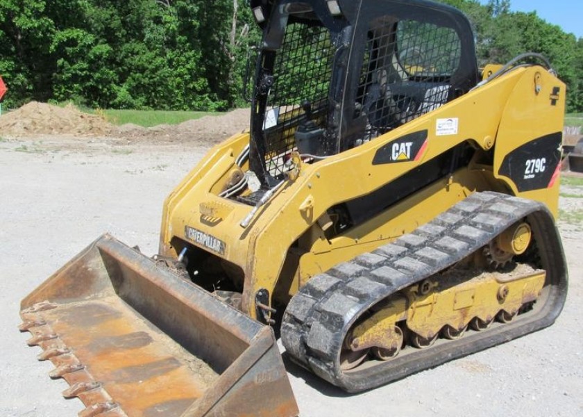 Cat Skidsteer 279c 1