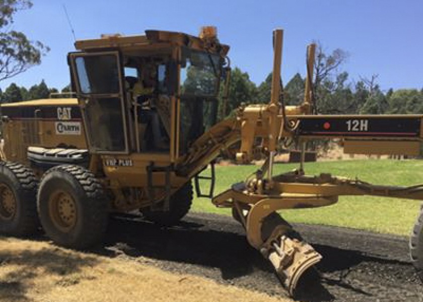 Caterpillar 12H Grader 1