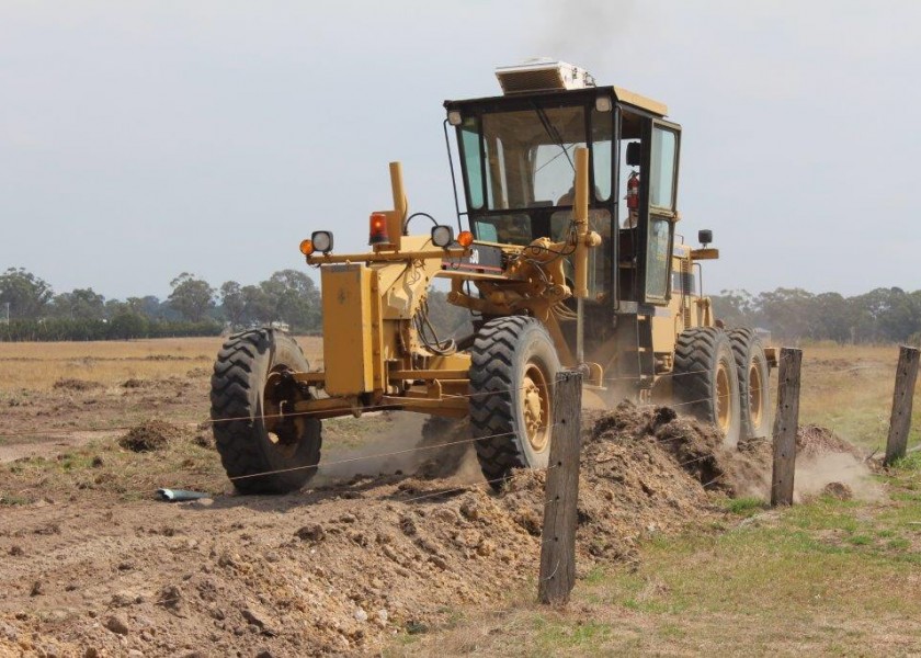 Caterpillar 130 Grader 1