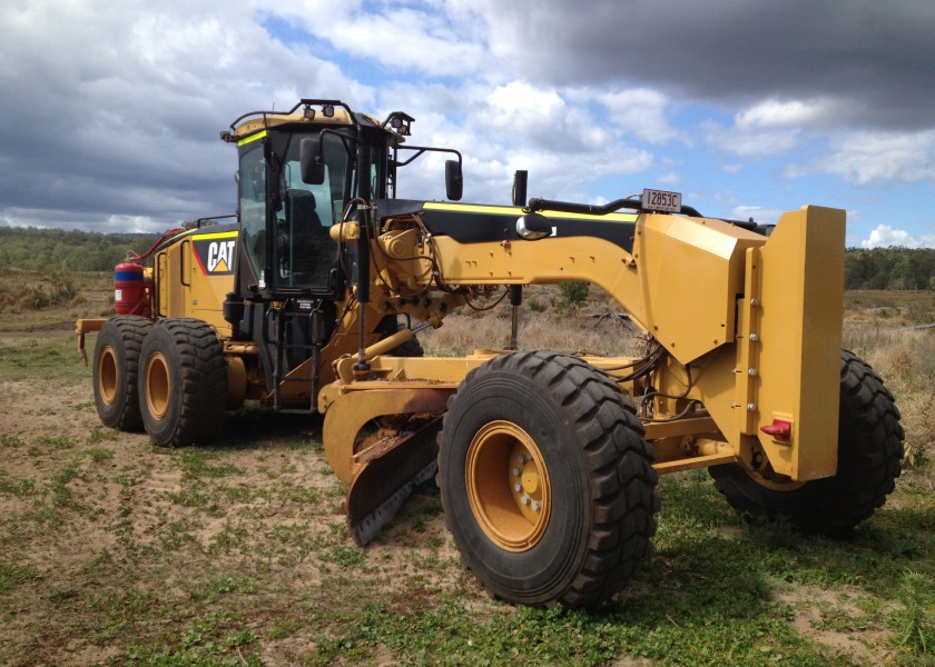 Caterpillar 14-M Grader 1