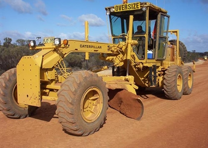 Caterpillar 140G Grader 1