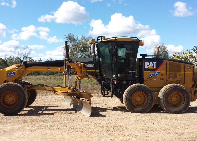 Caterpillar 140M Grader 1