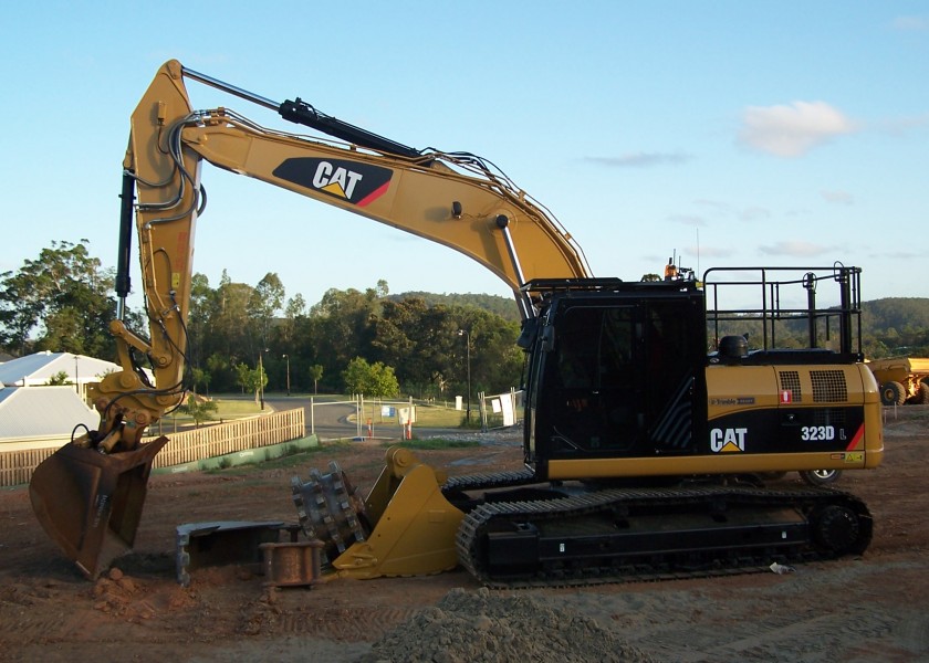caterpillar 24t excavator 3