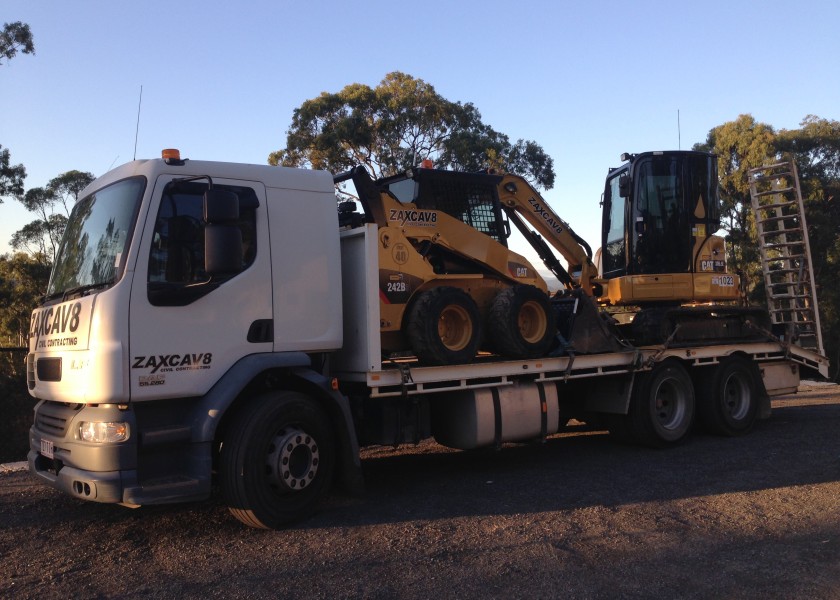 Caterpillar 3T Excavator 1