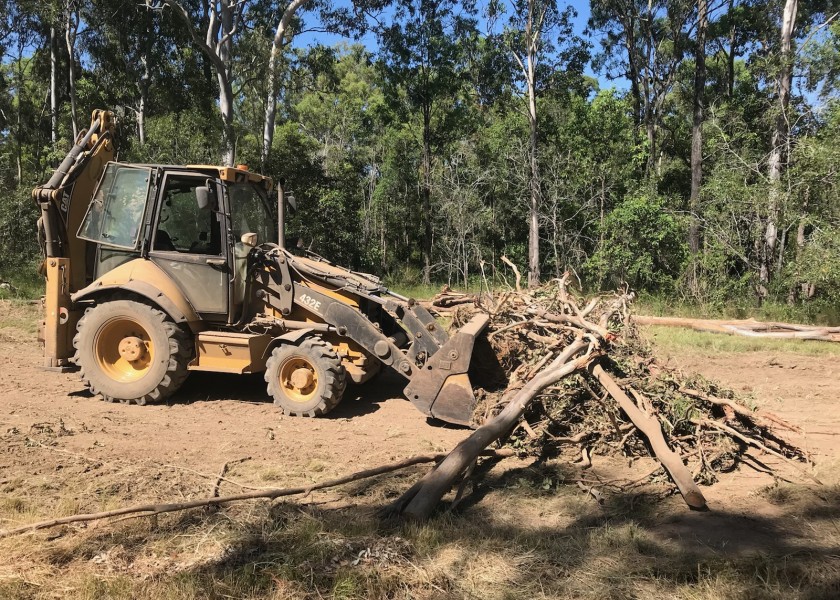 Caterpillar 432E Backhoe  2