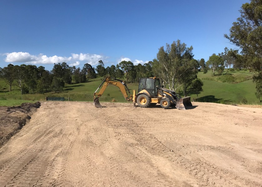 Caterpillar 432E Backhoe  1