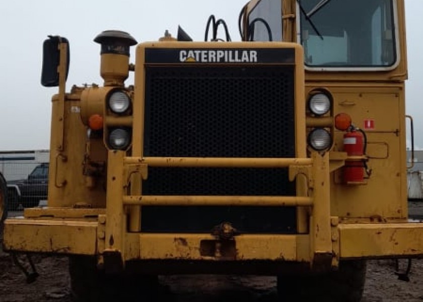 2 x Caterpillar 621 Scraper 2