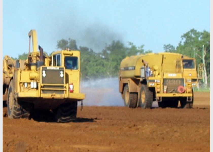 Caterpillar 775 Water Cart 1