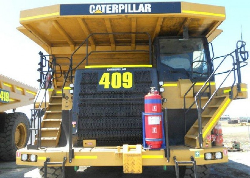 Caterpillar 777F Dump Truck *** 1