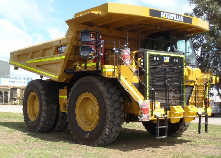 Caterpillar 777G Dump Truck 1