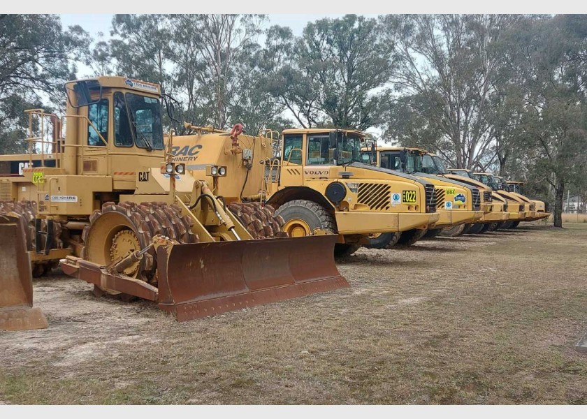 Caterpillar 825C/H Compactors 2