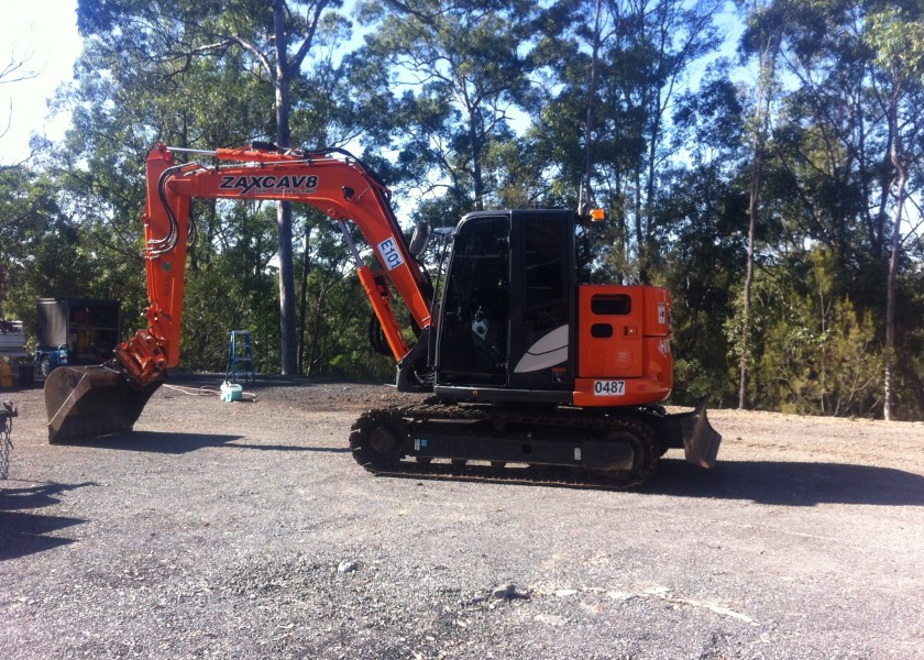 Caterpillar 9 Tonne Excavator 1