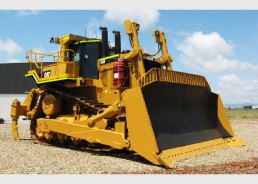 Caterpillar D10T Dozer 1
