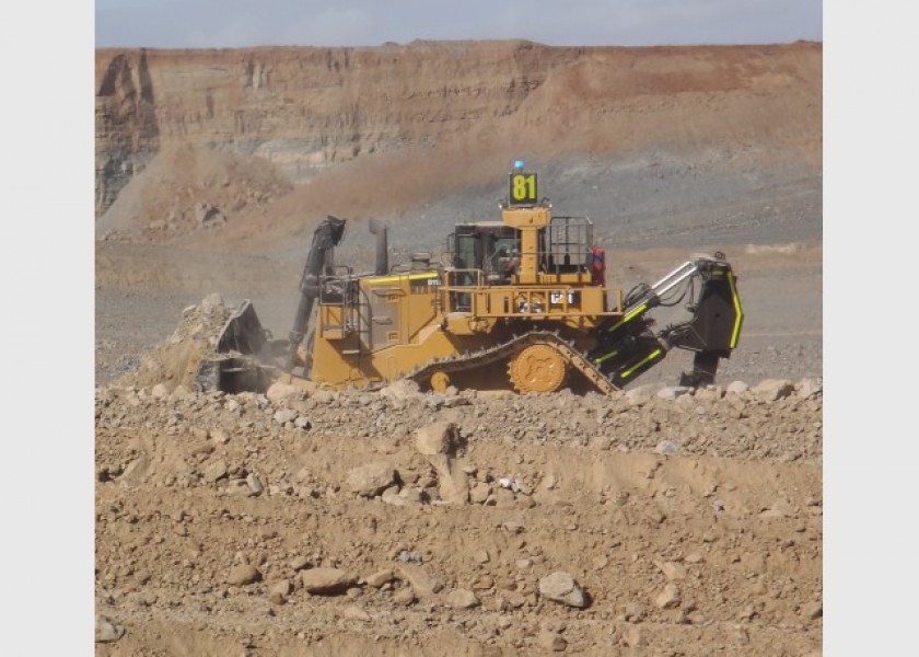 Caterpillar D11 Dozer Tracked 2