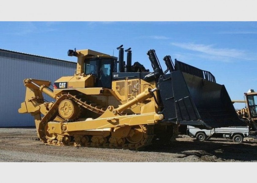 Caterpillar D11T Dozer 1