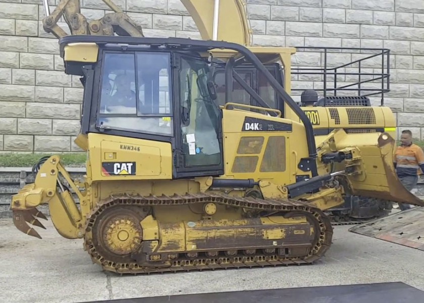 Caterpillar D4K Dozer 1