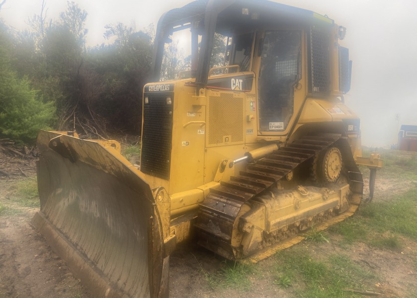 Caterpillar D5N Bulldozer 9