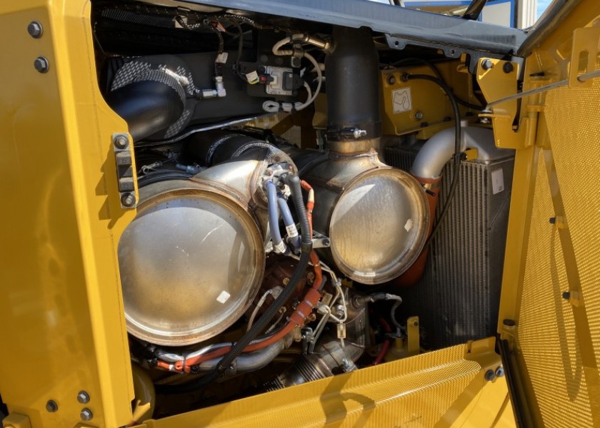 Caterpillar D6 LGP Dozer 18