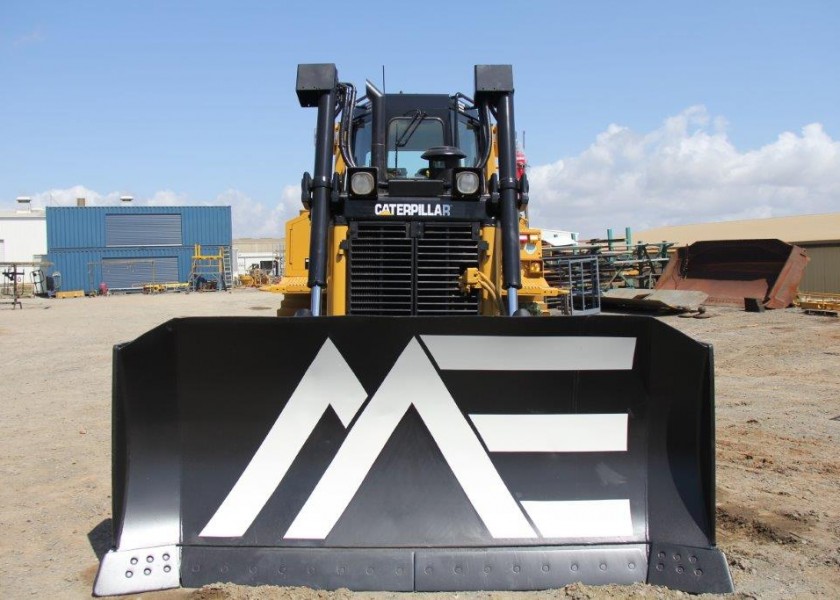 Caterpillar D6-R Dozer 3