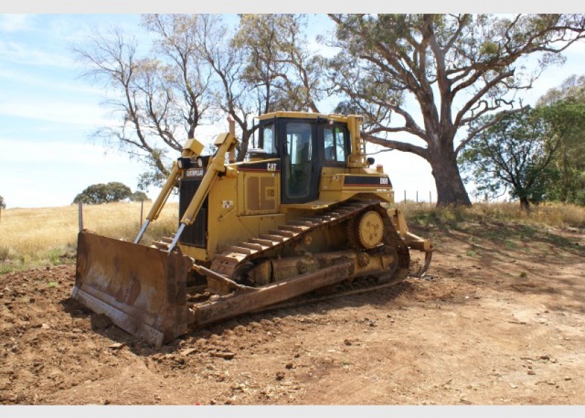 Caterpillar D6R  Dozer 1