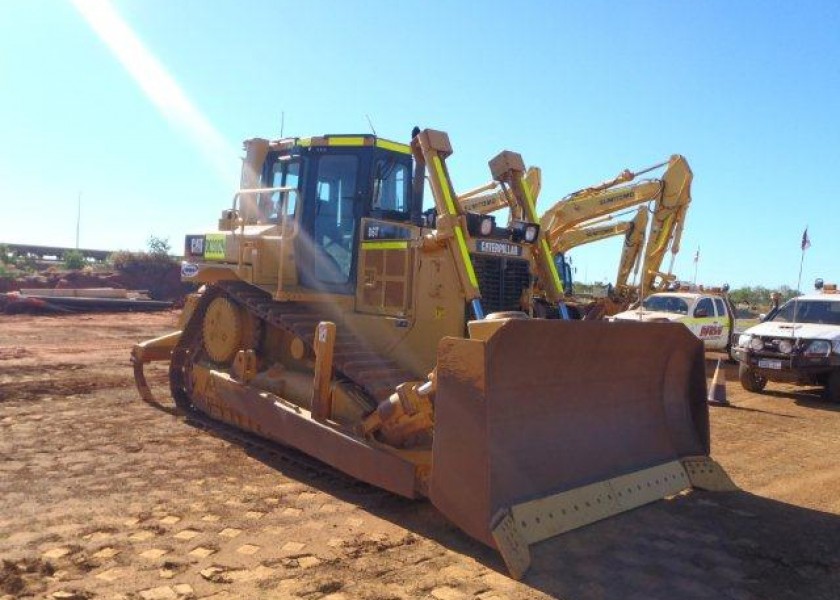 Caterpillar D6T Dozer 2