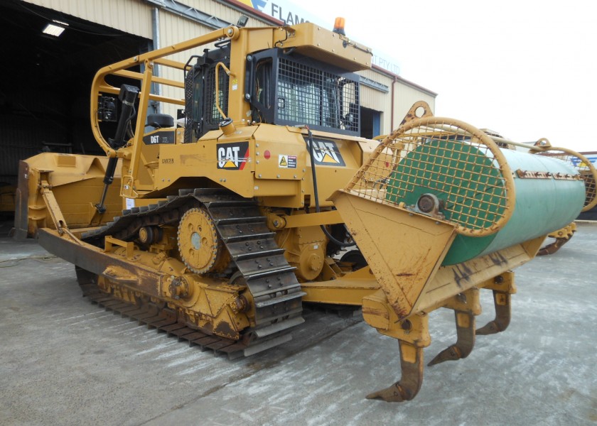 Caterpillar D6T Dozer 3