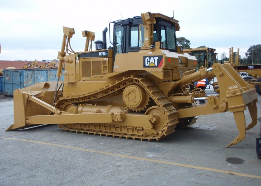 Caterpillar D7 Dozer 1