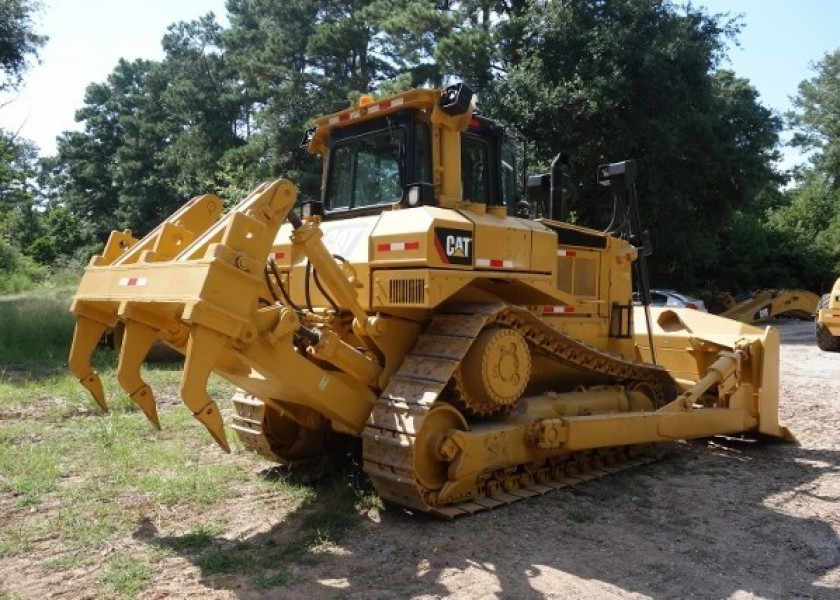 Caterpillar D7 Dozer 1