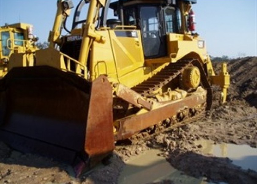 Caterpillar D8T Dozer 1