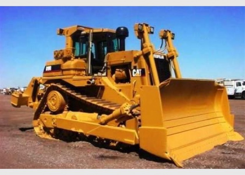 Caterpillar D9R Dozer 1