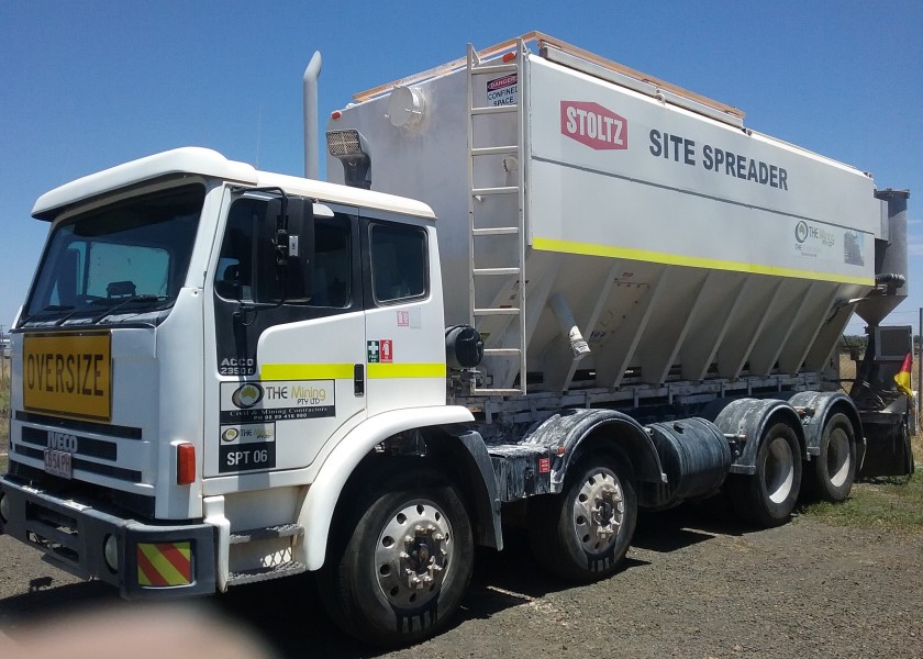 Cement/Lime Spreader Truck 5