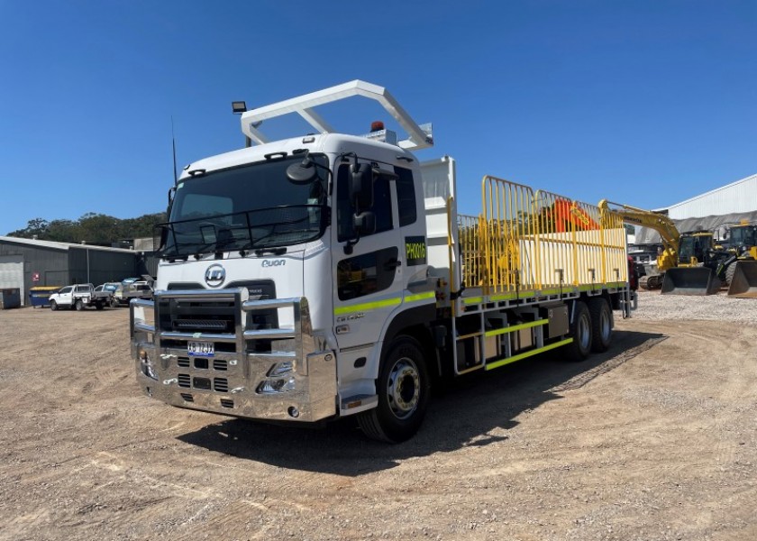 6x4 Crane Truck - mine spec 1