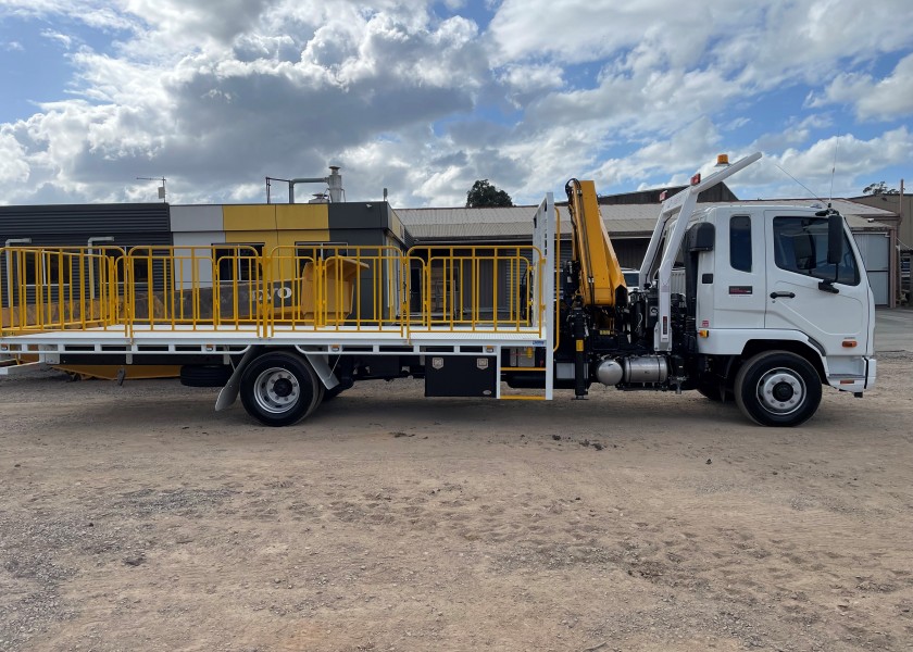 4x2 Crane Truck - mine spec 7