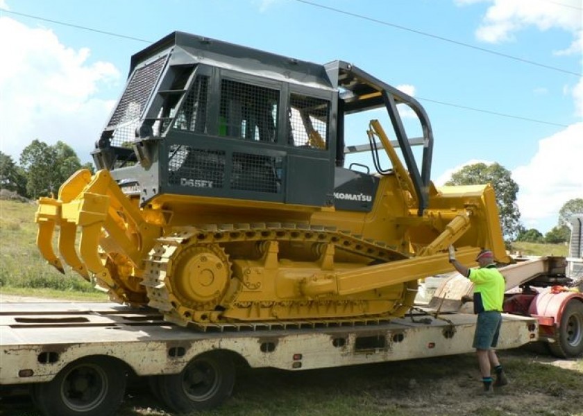 D65 EX12 Komatsu Dozer 3