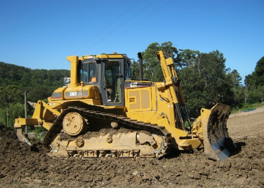 D6RXW Caterpillar Dozer 1