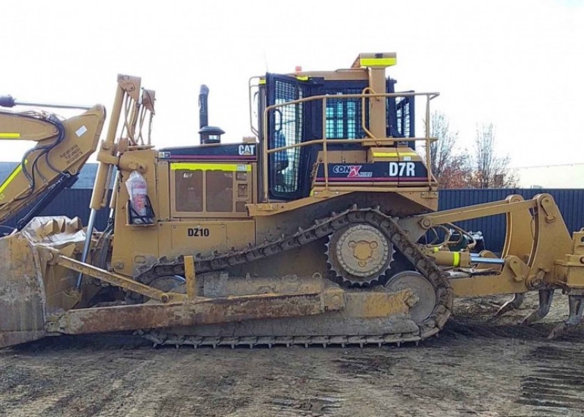 D7R Caterpillar Dozer 2