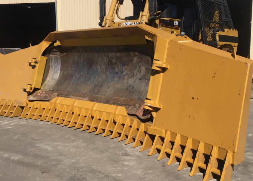 D8R Caterpillar Dozer 2