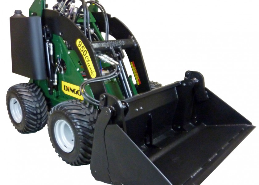 Dingo Mini Loader 1