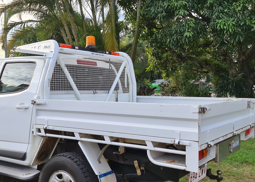 dual cab ute 2