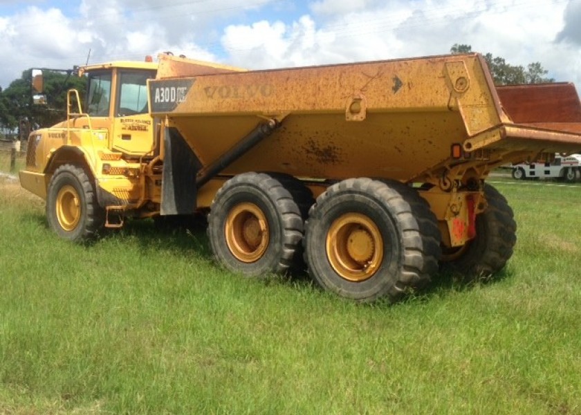 DUMP TRUCK VOLVO A30D  1