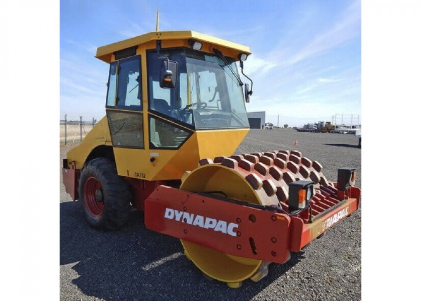 Dynapac Single Padfoot Vibrating Drum Roller - 7.9t 3