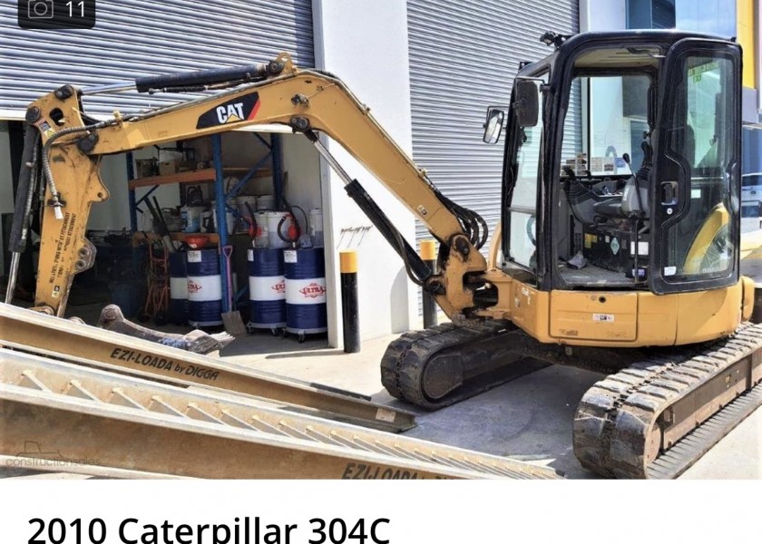 5T Caterpillar Excavator 1