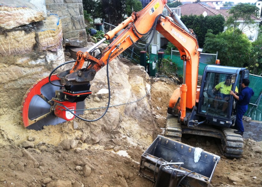 Excavator Attachments (hydraulic) 1