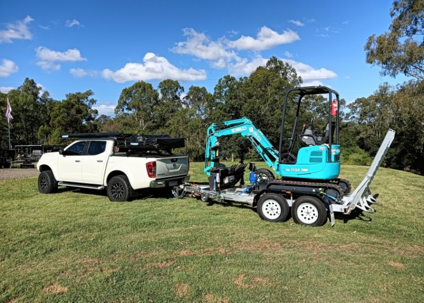Excavator dry hire 1.7t 2